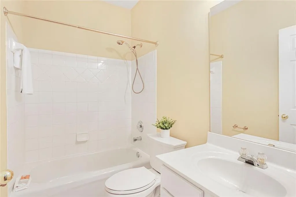 Smyrna, Georgia 30082, United States, 3 Bedrooms Bedrooms, ,4 BathroomsBathrooms,Residential,Active,134896