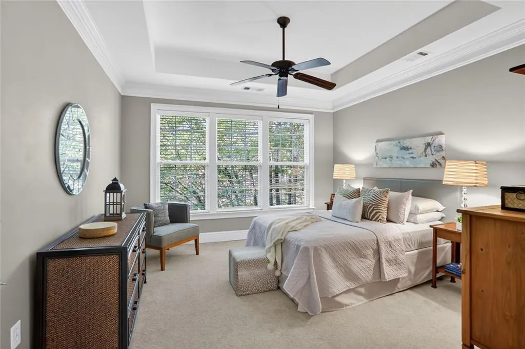 Brookhaven, Georgia 30319, United States, 2 Bedrooms Bedrooms, ,3 BathroomsBathrooms,Residential,Active,196316