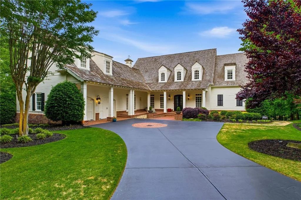 114 Northeast Cove Circle