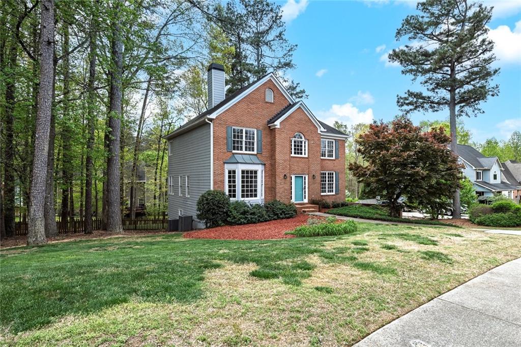 6321 Woodlore Drive NW