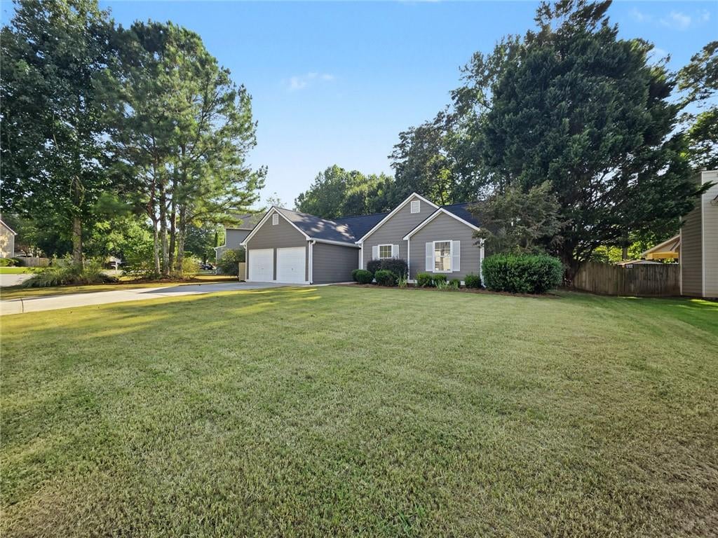 4887 Lake Park Lane