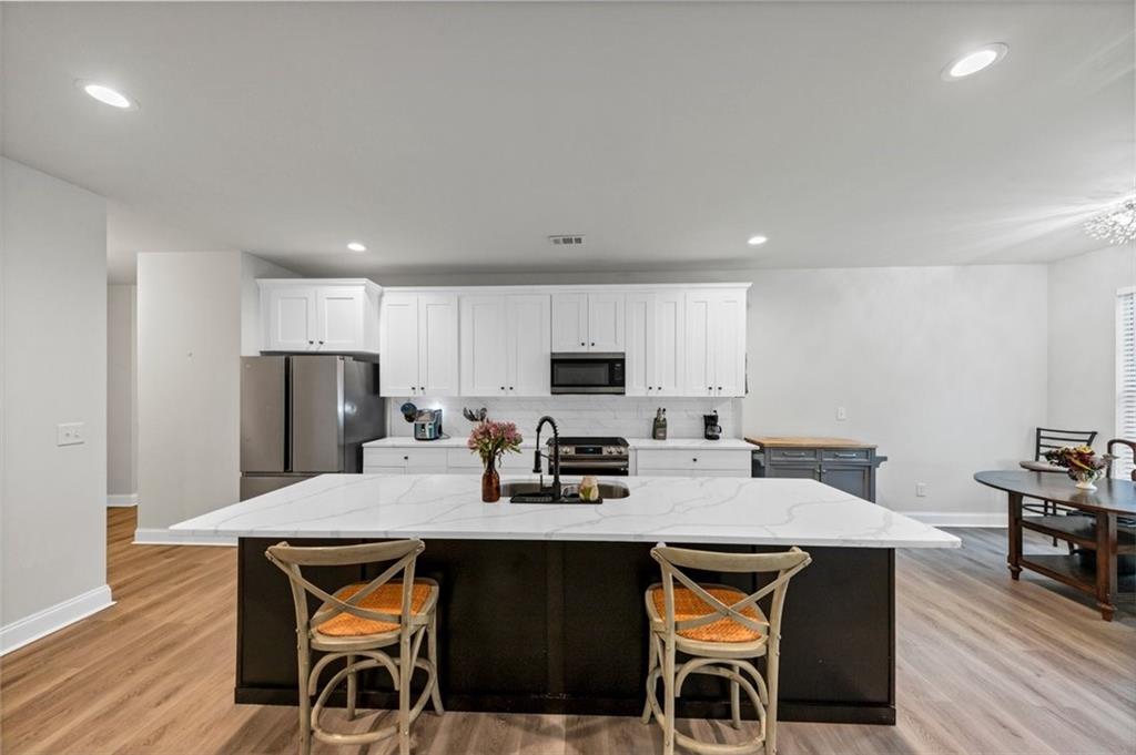 Wesley Lk/Oxford Dwn - Residential