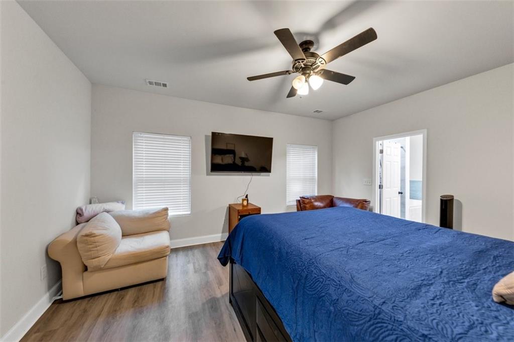 Wesley Lk/Oxford Dwn - Residential