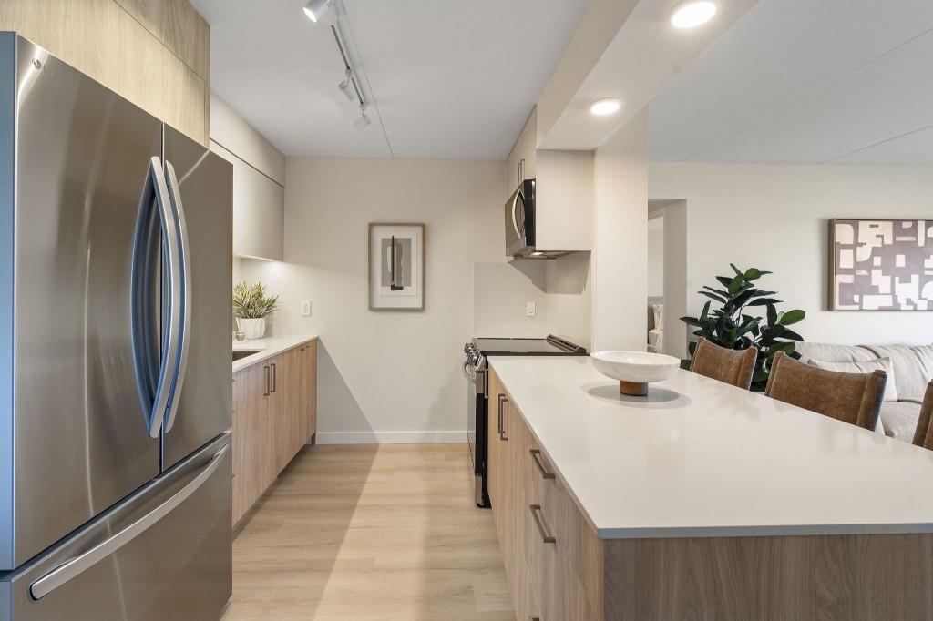 2460 Peachtree Road NE 1205