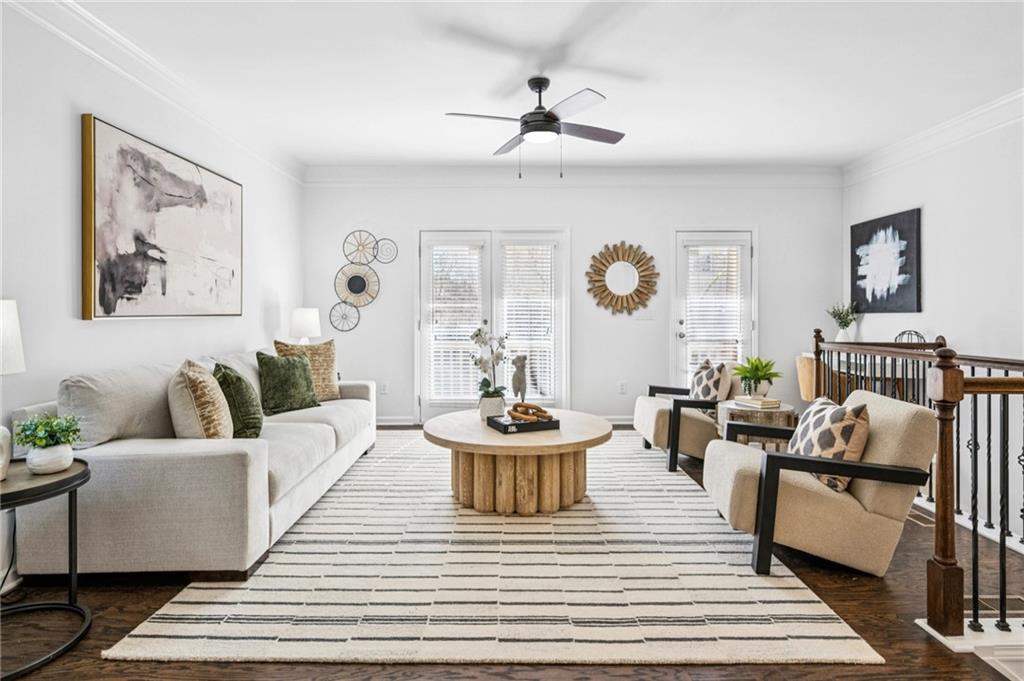 738 Province Place SE