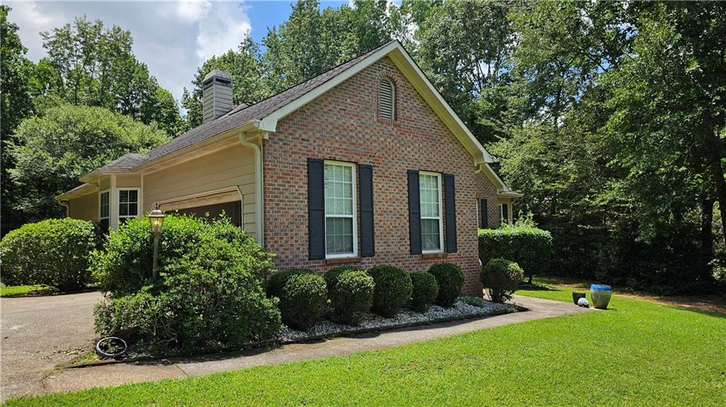 219 Thorncrest