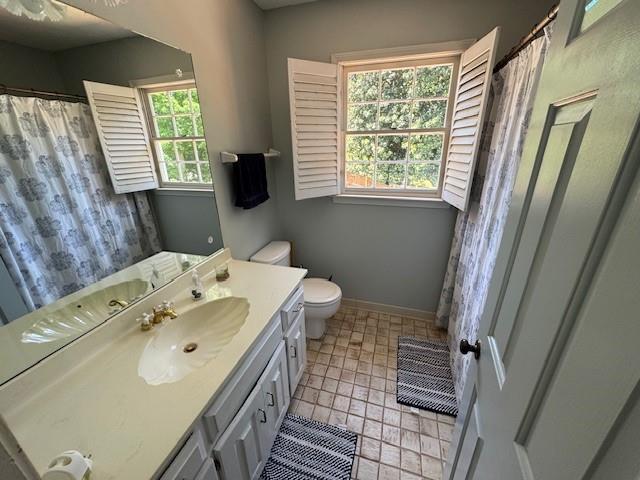 1153 Staples Drive, Lilburn, Georgia image 19
