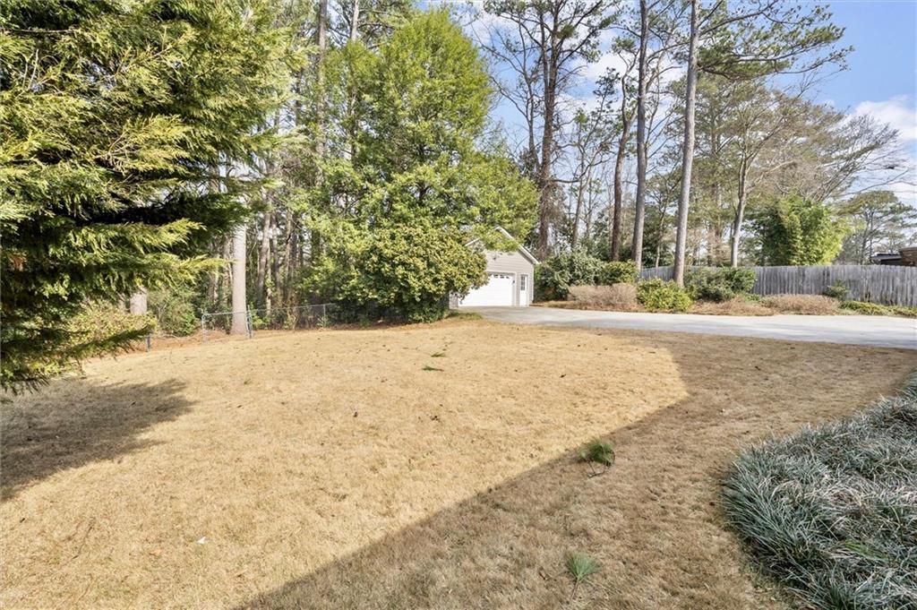 1576 Rainier Falls Drive NE