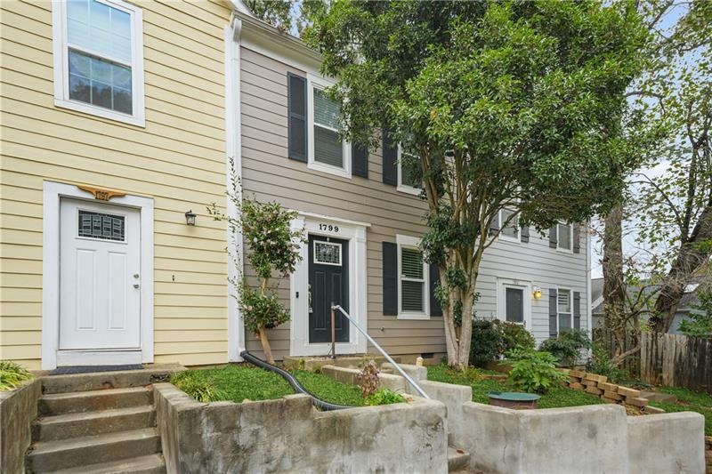 1799 Timber Valley Way SE