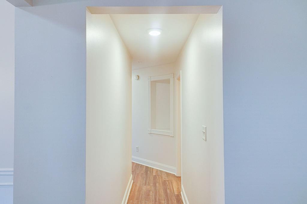 2423 Walnut Tree Lane