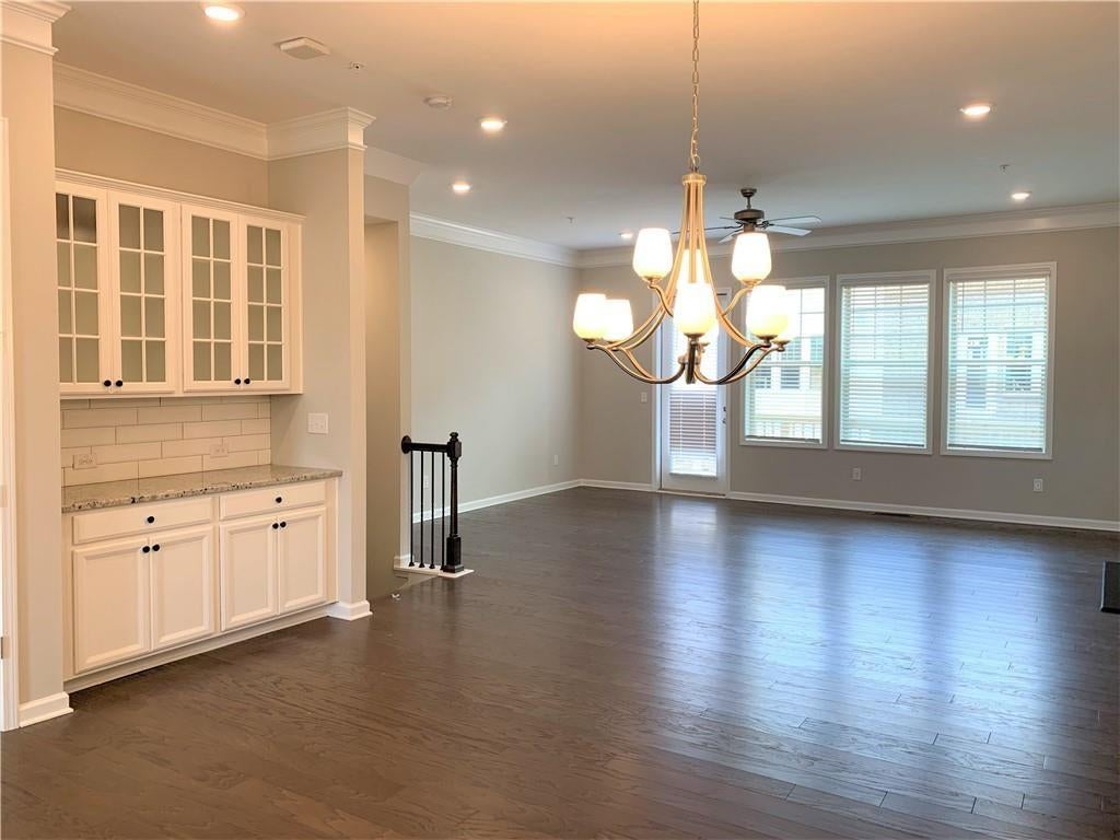404 Caravelle Walk