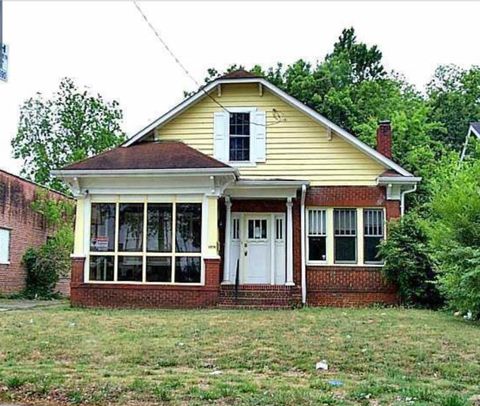 Homes For Sale - 1074 Arlington Avenue<br/> Atlanta, GA 30310