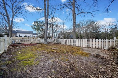 A home in Powder Springs