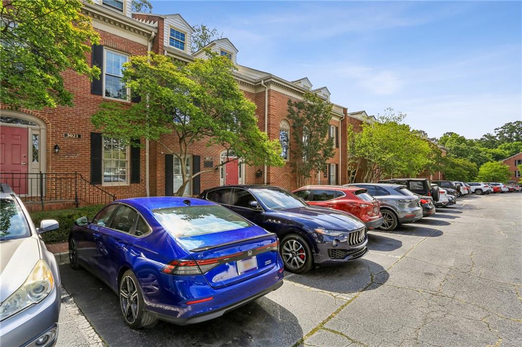 3017 Piedmont Road NE 200