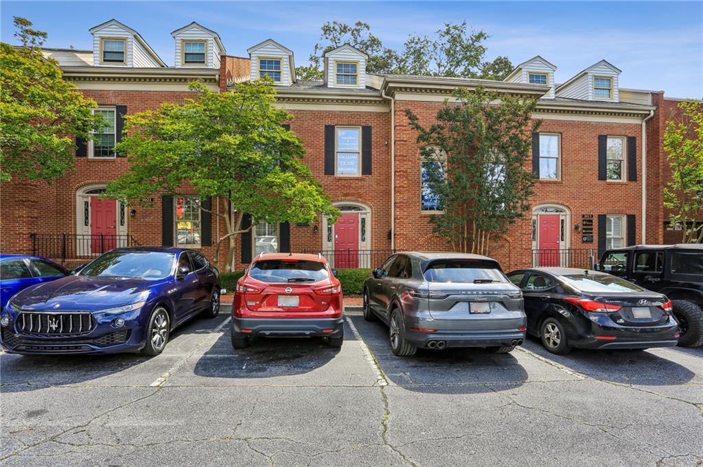 3017 Piedmont Road NE 200