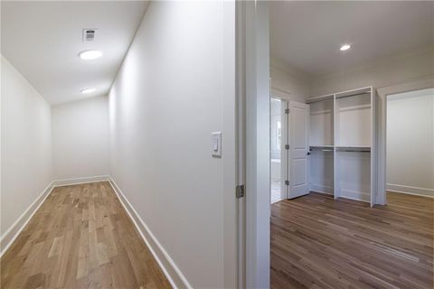 listing image 80