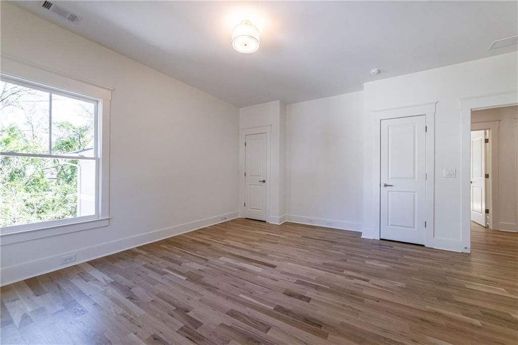 listing image 87