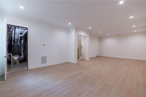 listing image 113