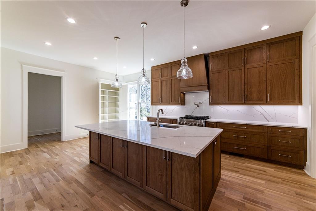 585 Sherwood Road, Atlanta, Georgia image 49