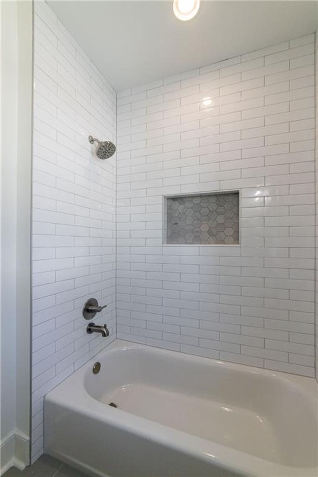 listing image 89