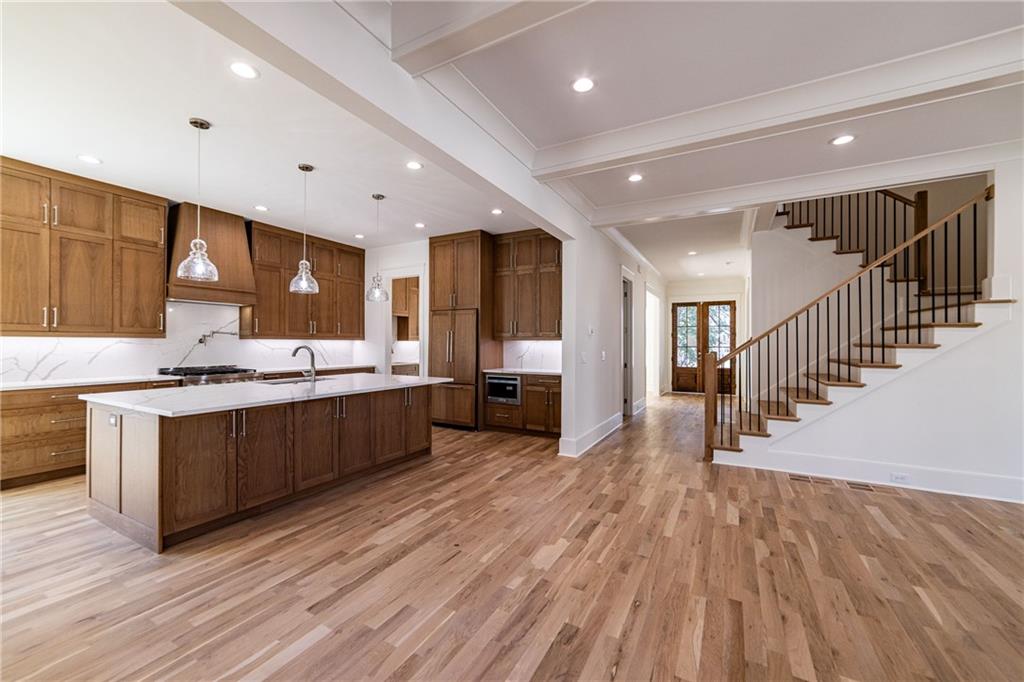 585 Sherwood Road, Atlanta, Georgia image 47