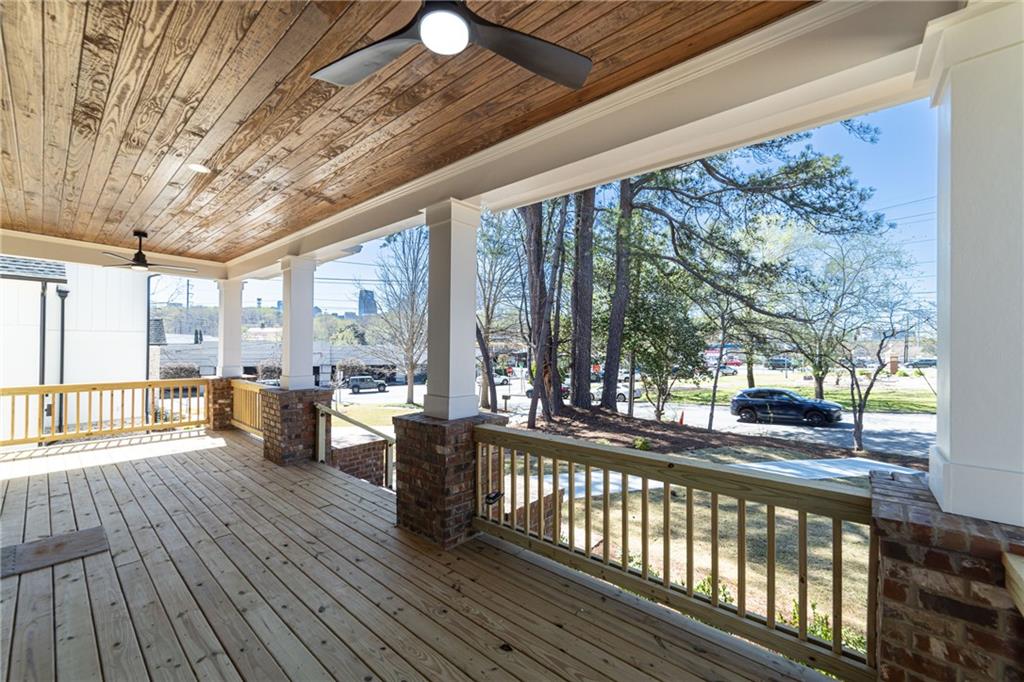 585 Sherwood Road, Atlanta, Georgia image 9