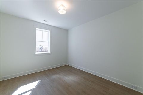 listing image 122