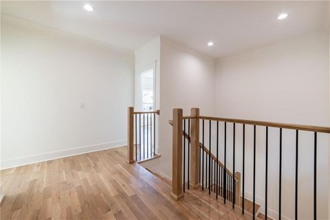 listing image 106