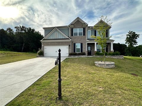 Homes For Rent - 5595 Loring Street<br/> Cumming, GA 30040