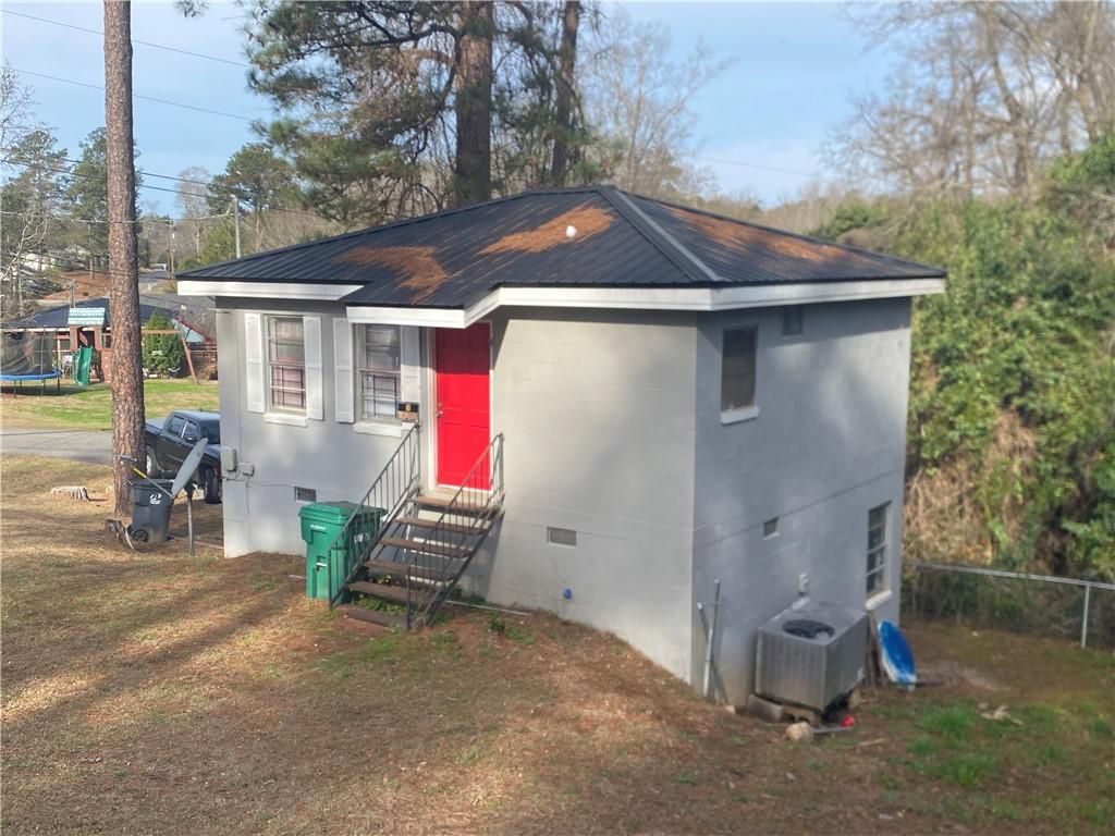 Photo of 105 Daphney Street SE St, Milledgeville, GA 31061 (MLS # 7703807)