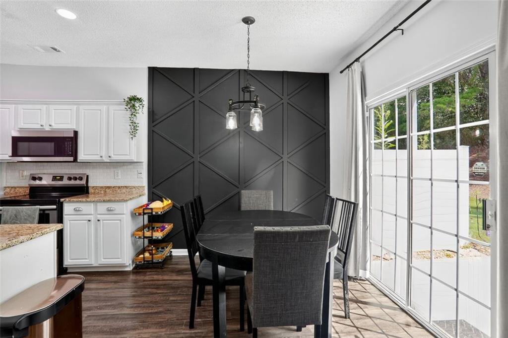 WEATHERSTONE - Residential