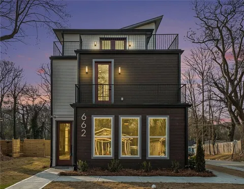 662 S Grand Avenue NW, Atlanta, GA 30318 - MLS#: 7538097