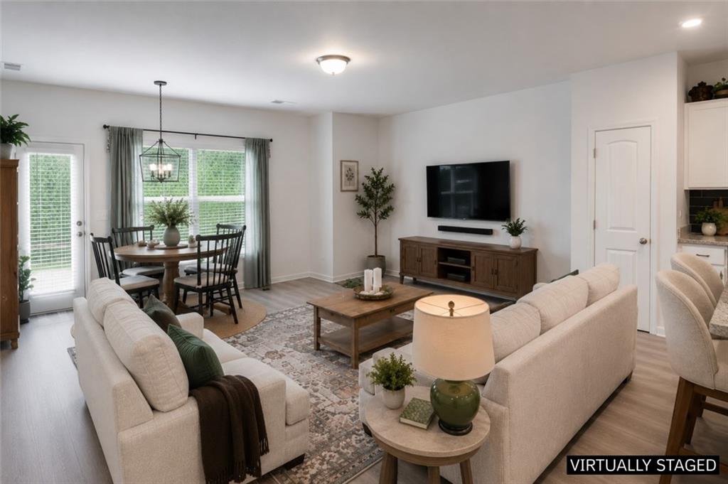 1074 Chastain Drive 44