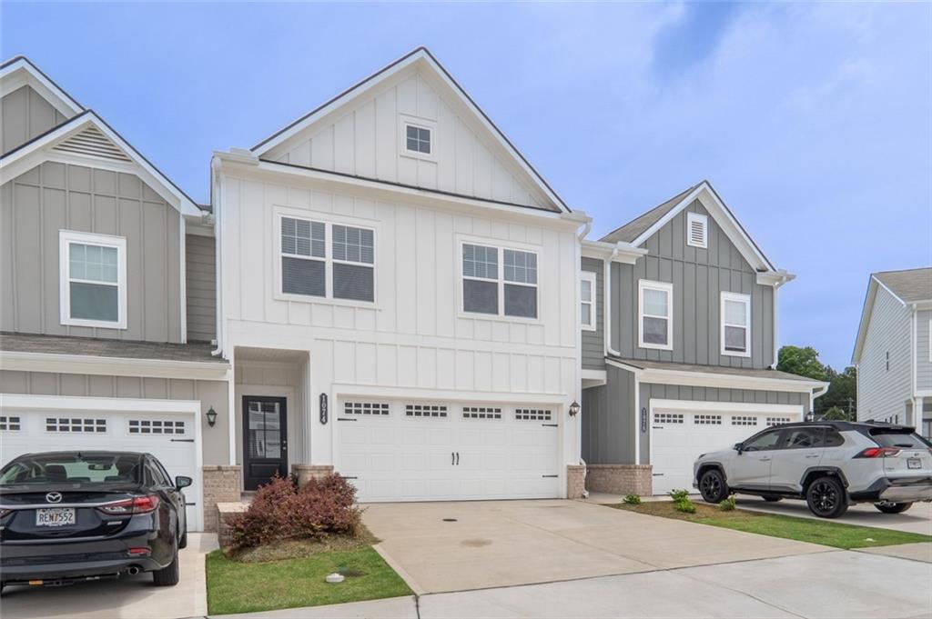 1074 Chastain Drive 44