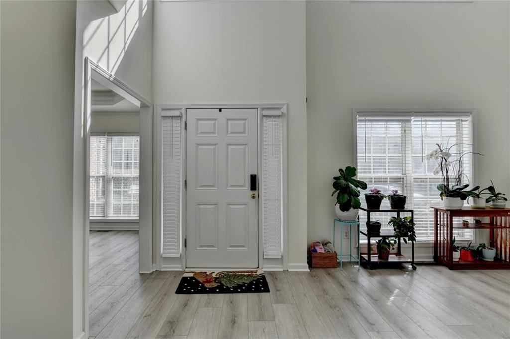 2822 Savannah Walk Cove, Suwanee, Georgia image 3