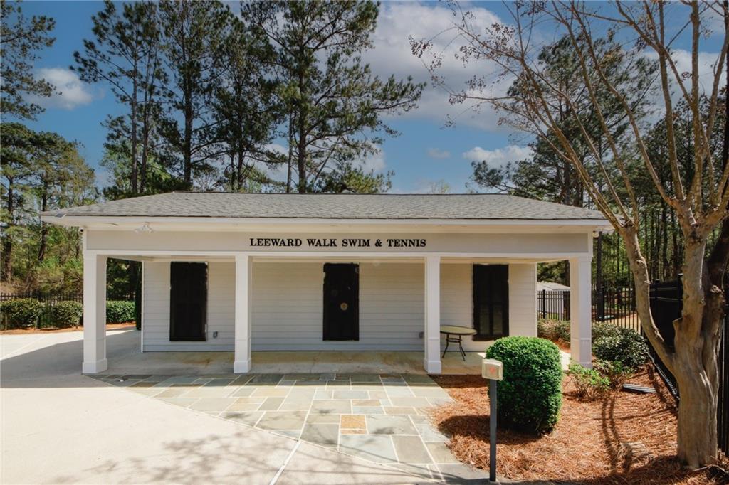 Leeward Walk - Residential