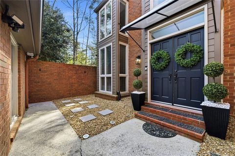 47 Willow Glen Atlanta GA 30342