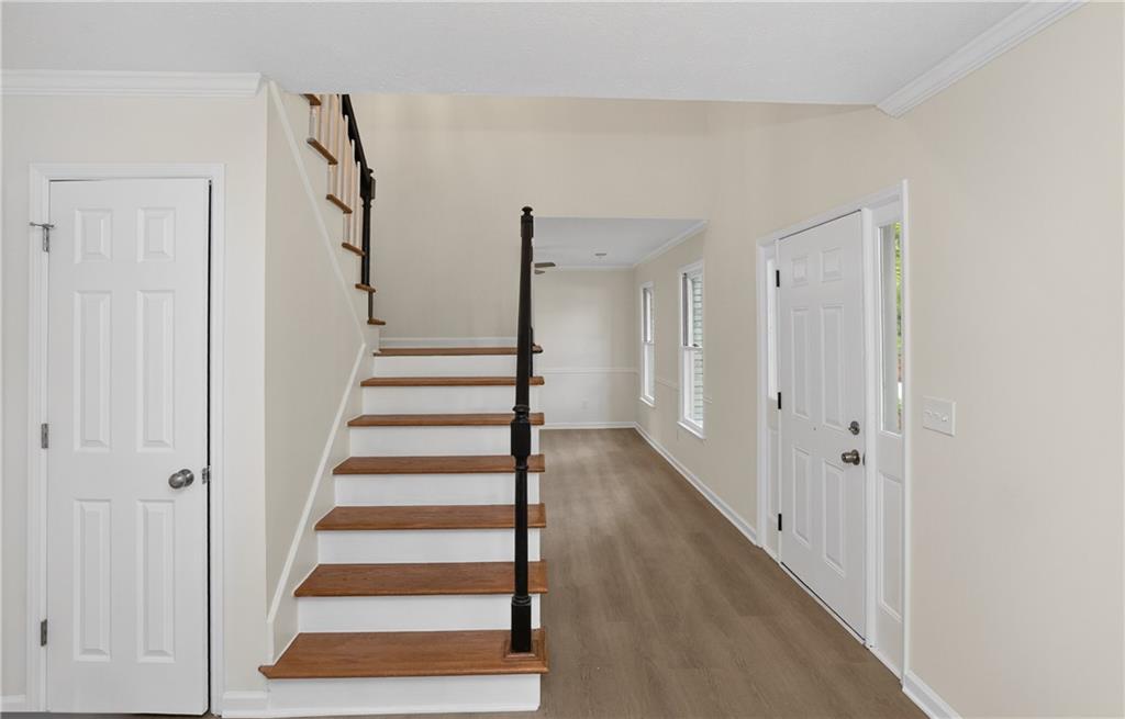 401 Vardon Way