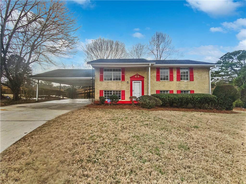 6742 Green Meadows Lane, Morrow, Georgia image 1