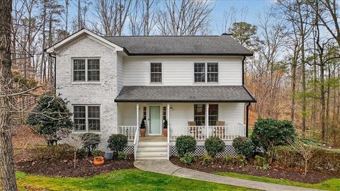 Homes For Sale - 16145 Henderson Road<br/> Alpharetta, GA 30004