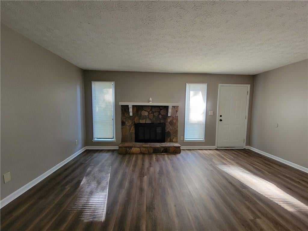3411 Rolling Ridge Road