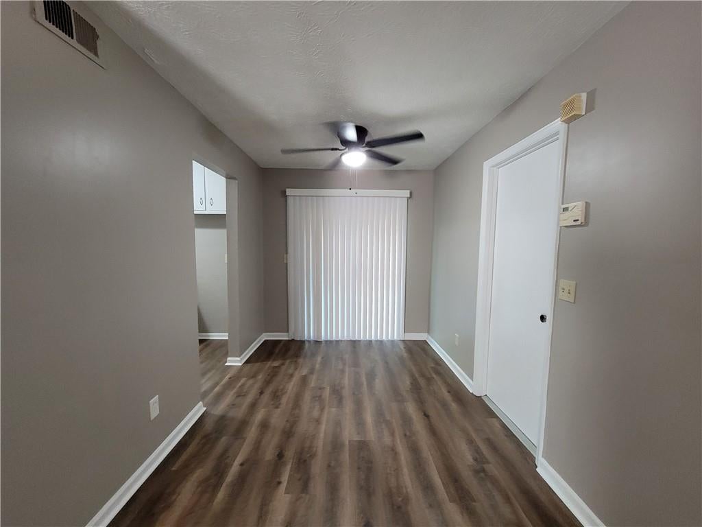 3411 Rolling Ridge Road