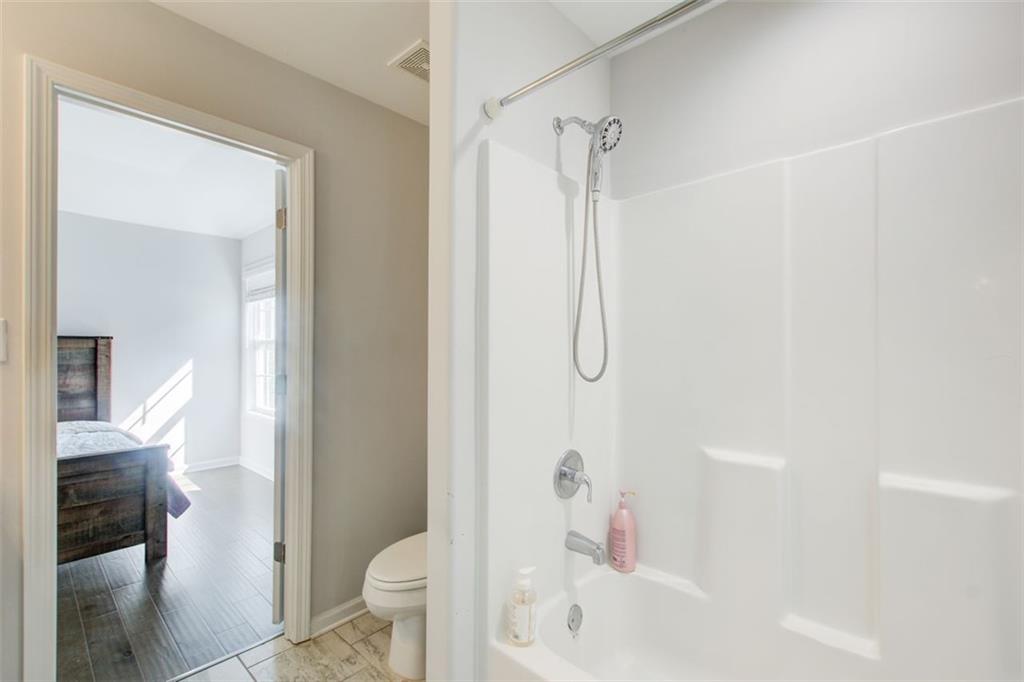12 Saint Georges Place, Sharpsburg, Georgia image 32