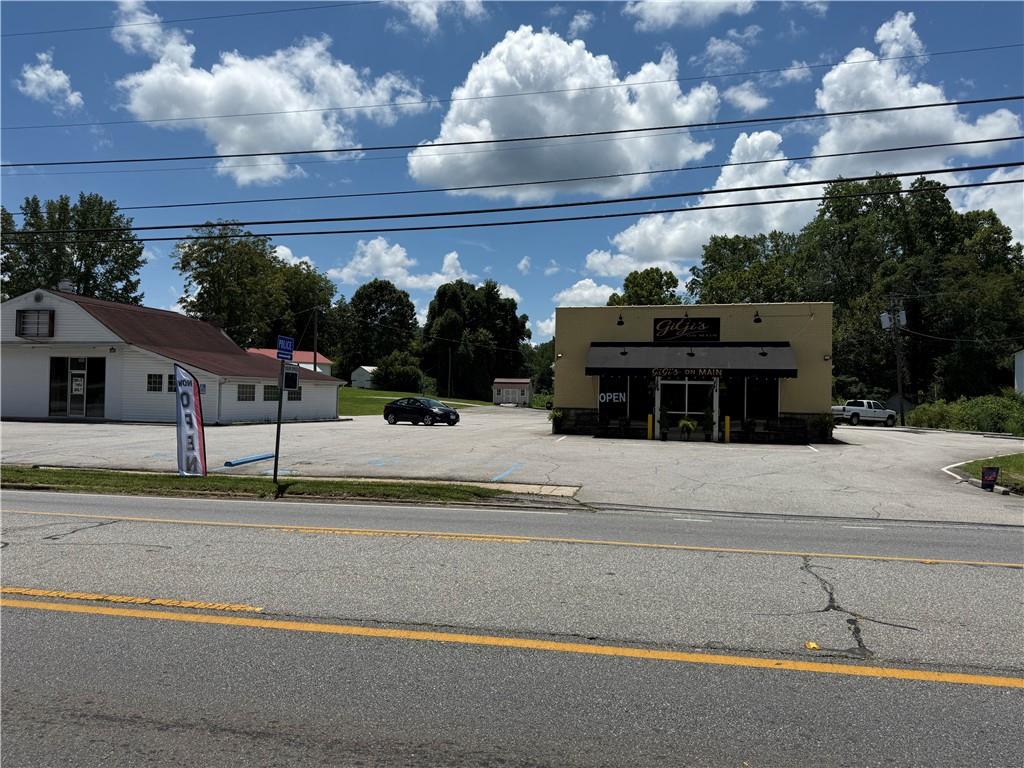Photo 1 of 16 — 286 S. Main Street, Cleveland, GA 30528