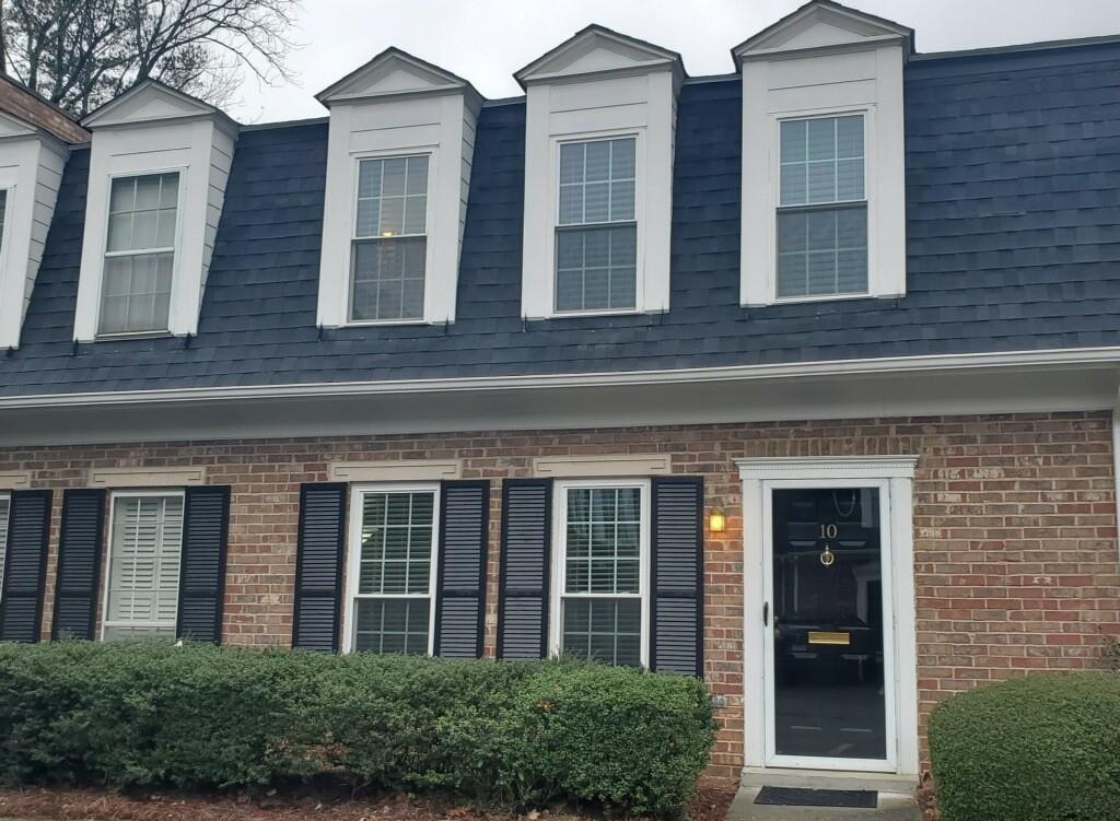 10 Market Square Place NW