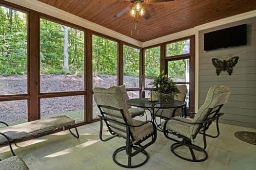 77 Hampton Farms Trail