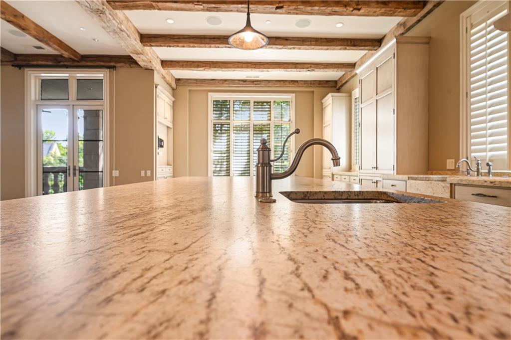 2440 Peachtree Road #22, Atlanta, Georgia image 15