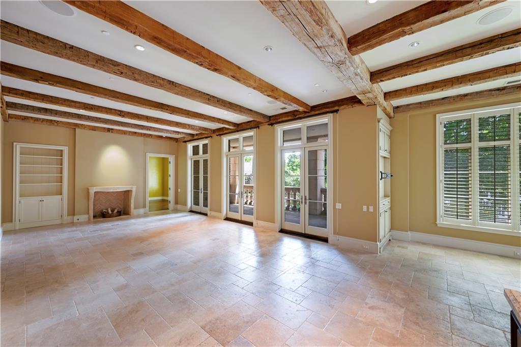 2440 Peachtree Road NW 22