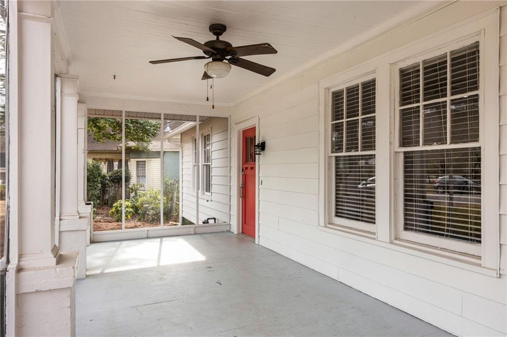 881 Woodland Avenue SE