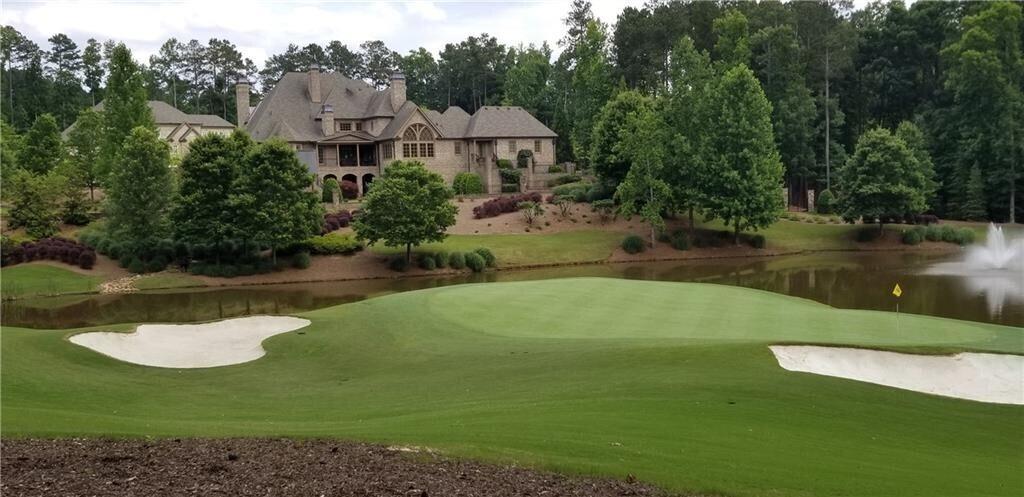 4483 Oglethorpe Loop